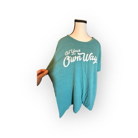 Women’s 2X Old Navy Fleetwood Mac Slim Fit Tee 2XL XXL 18 20 - Picture 3 of 8